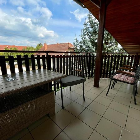 Villa Lili Balatonkeresztúr Esterno foto