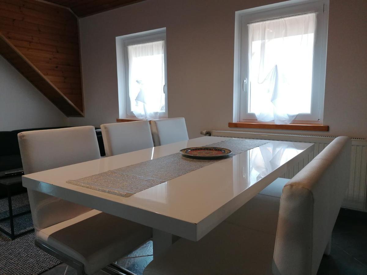 Villa Lili Balatonkeresztúr Esterno foto