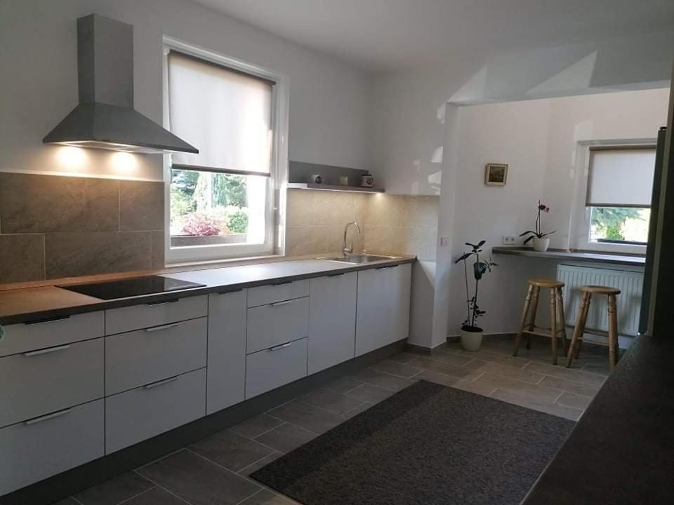 Villa Lili Balatonkeresztúr Esterno foto