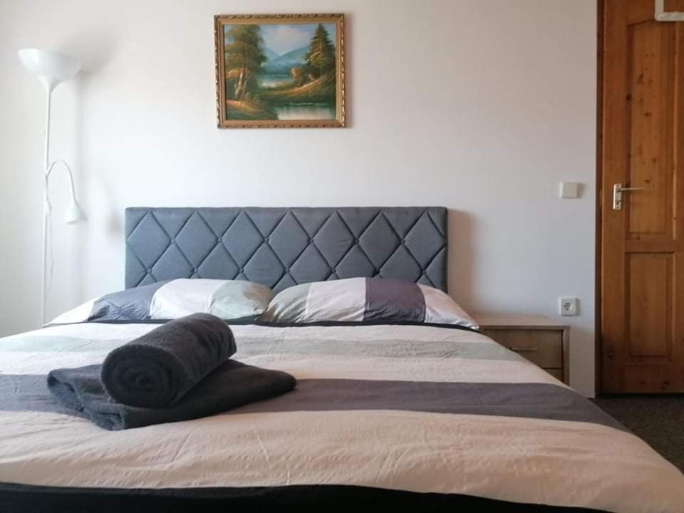 Villa Lili Balatonkeresztúr Esterno foto