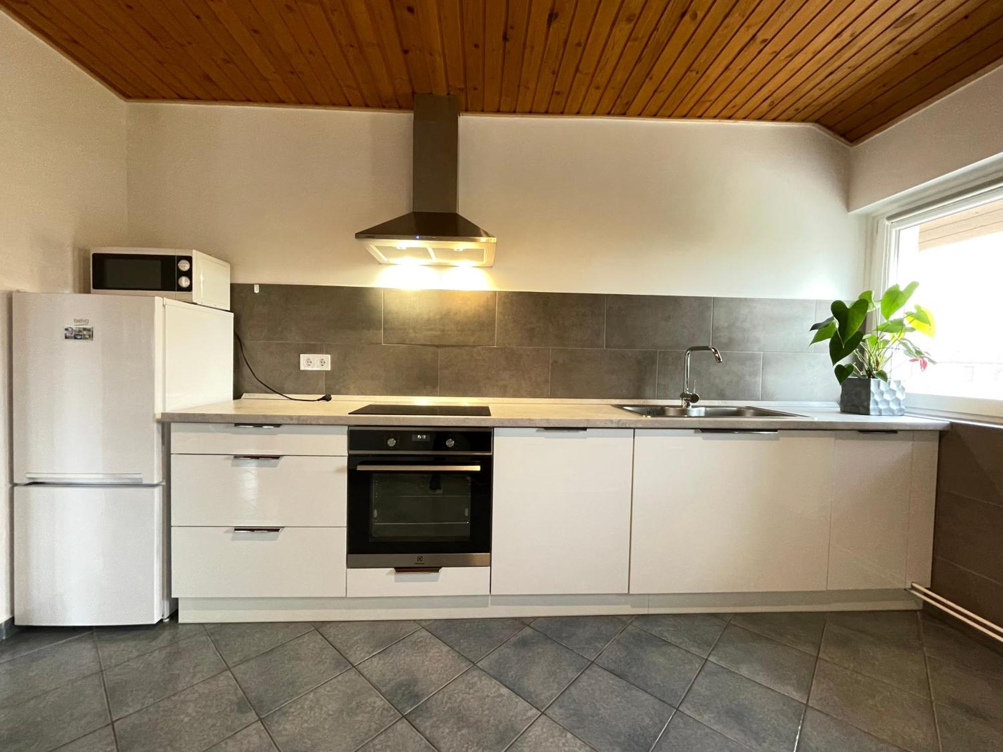 Villa Lili Balatonkeresztúr Esterno foto