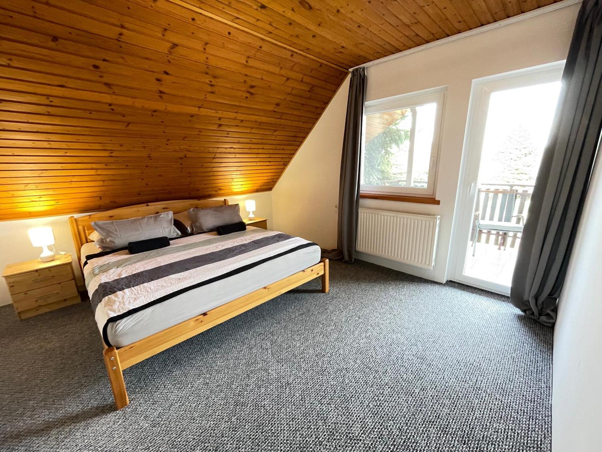 Villa Lili Balatonkeresztúr Esterno foto
