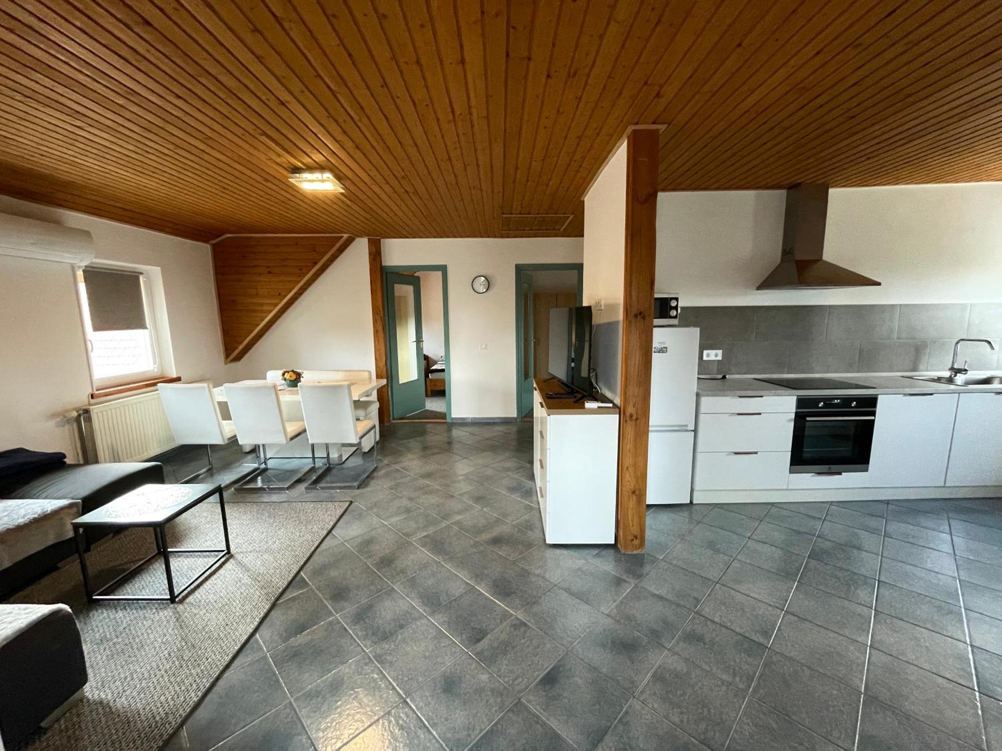 Villa Lili Balatonkeresztúr Esterno foto